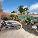 Sol Y Cactus Corralejo