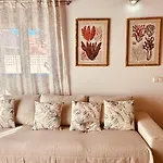 Sol Y Cactus Villa *