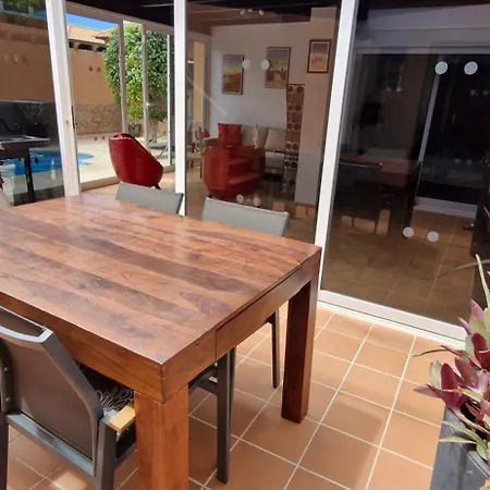 Sol Y Cactus Villa *